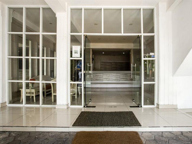 Gania Hotel Bandung Extérieur photo